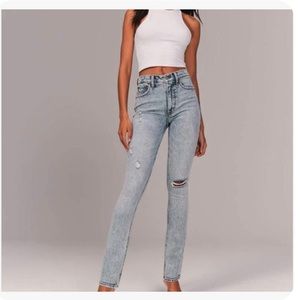 NWT Abercrombie & Fitch 90s Style Skinny High Rise Denim Jeans. Size: 27/4R